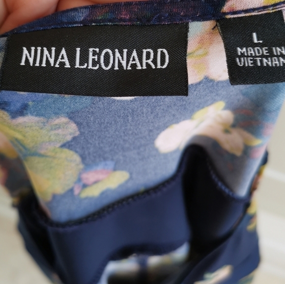 Nina Leonard Navy Blue Floral Jersey Top Large - Picture 8 of 13